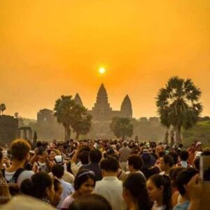 Angkor Wat Sunrise Small Tour and Free Breakfast