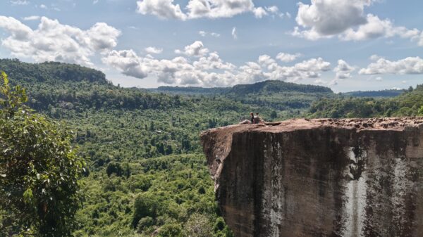 Full day Tour Kulen Waterfal and Free Lunch Kampong Phluk Tonle Sap Sunset