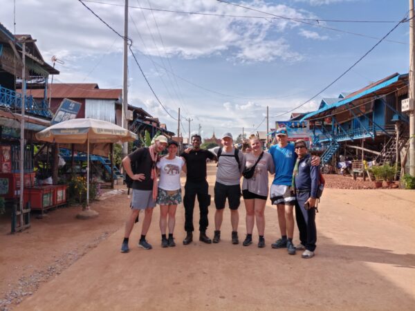 Full day Tour Kulen Waterfal and Free Lunch Kampong Phluk Tonle Sap Sunset - Image 6