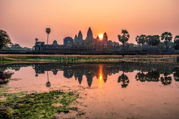 Angkor Wat Small Sunrise Private tour & Free Breakfast