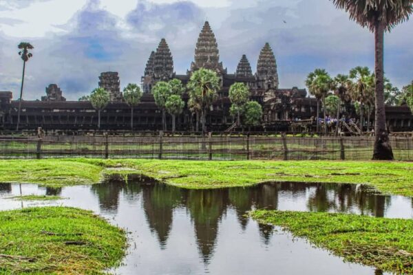 Angkor Wat Small Sunrise Private Tour Free Breakfast and Kompong Phluk Sunset - Image 17