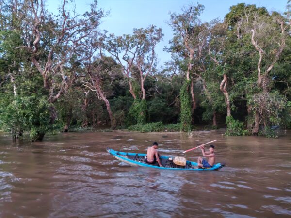 Angkor Wat Small Sunrise Private Tour Free Breakfast and Kompong Phluk Sunset - Image 8